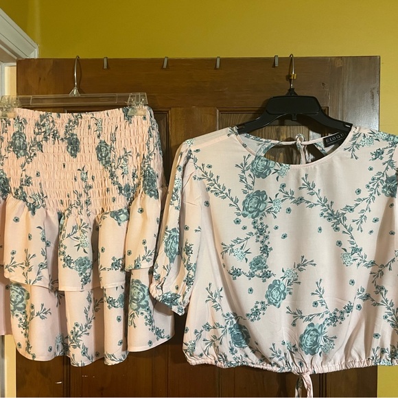 NEW Eloquii 2pc Cropped Bubble Blouse & Tiered Mini Skirt Co-ord Set Plus Sz 20w - Picture 4 of 5